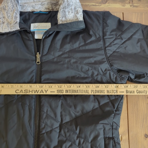 Columbia Women’s Black Waterproof Interchange Winter Jacket - Picture 9 of 16